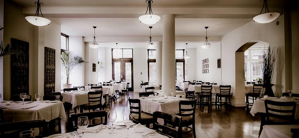 Salle à manger du restaurant Gandhi
